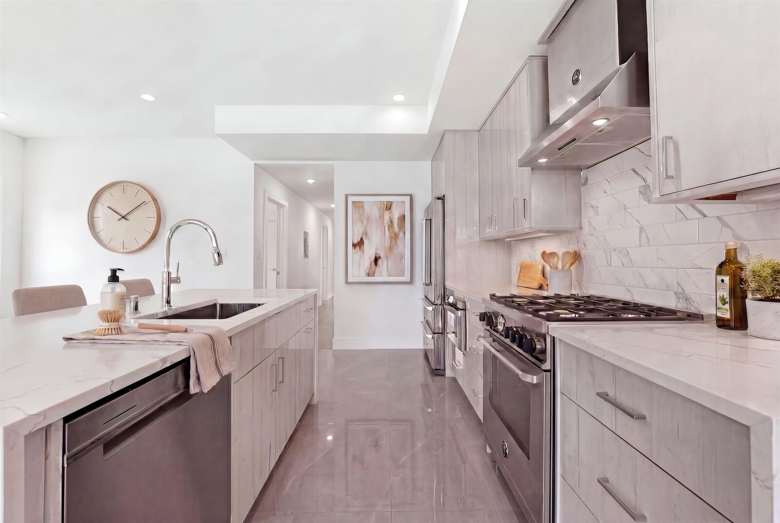 Property Photo: 290 Griffith St 201 NJ 07307