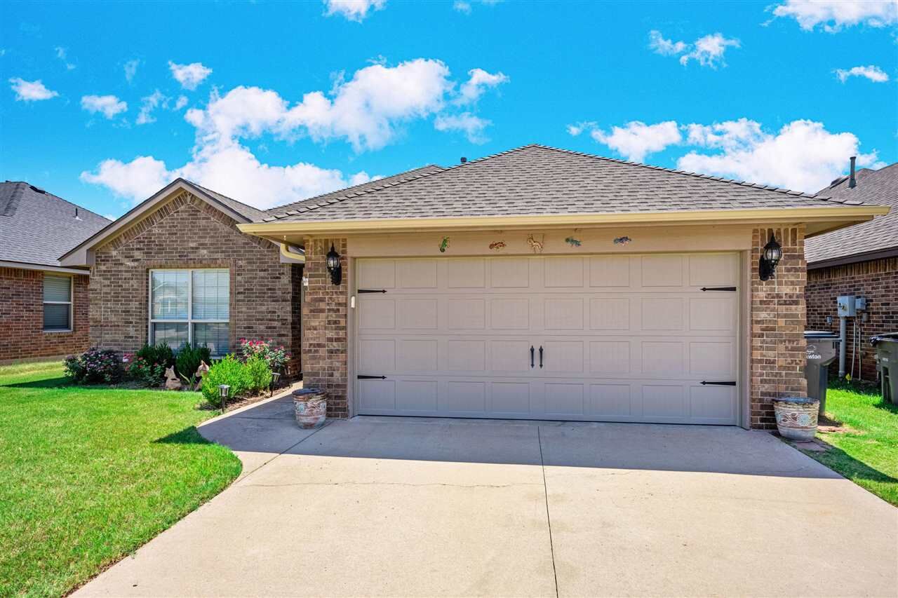 Property Photo:  2216 SW Edinburough Dr  OK 73505 
