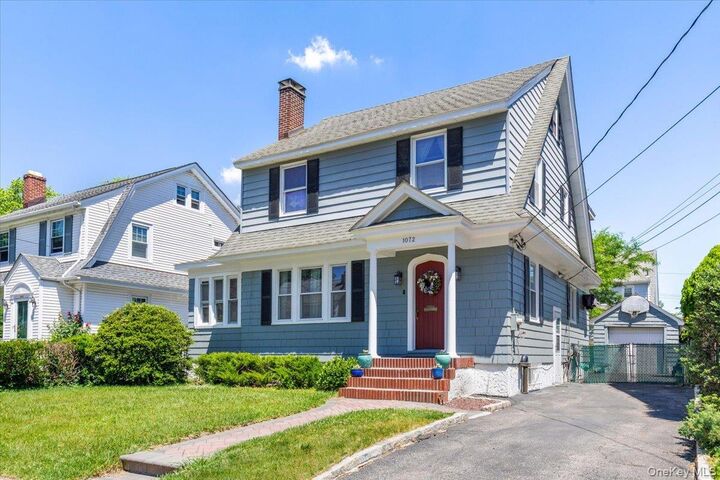 Property Photo:  1072 Hunter Avenue  NY 10803 