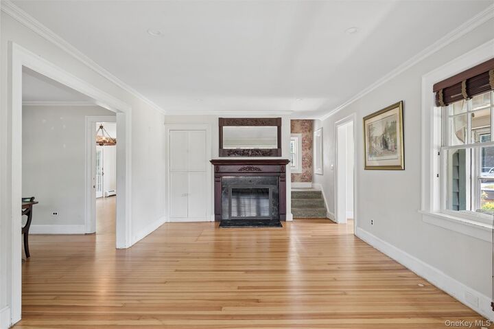 Property Photo: 138 Hallock Street NY 11901