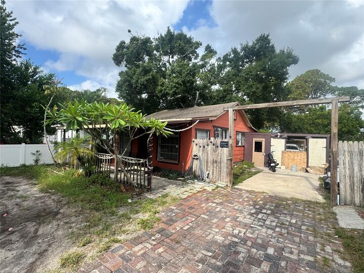 Property Photo:  4680 40th Street N  FL 33714 