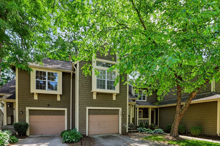 Property Photo: 4709 Shireton Court IN 46254