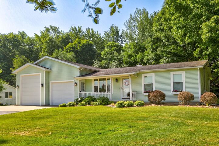 Property Photo:  11150 Lange Road  MI 48415 