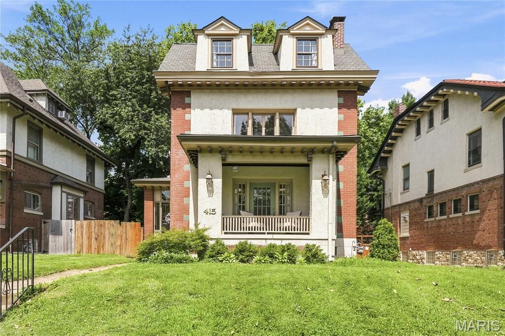 Property Photo:  415 Westgate Avenue  MO 63130 