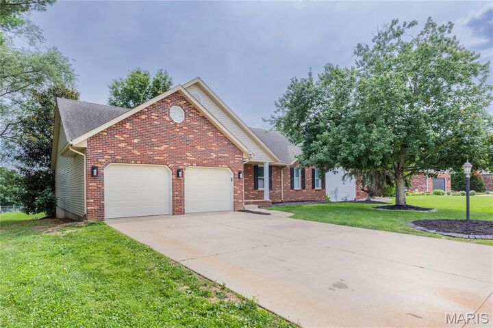 Property Photo:  2634 Dennis Drive Drive  IL 62002 