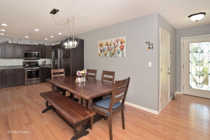Property Photo:  328 Panama Avenue  IL 60140 
