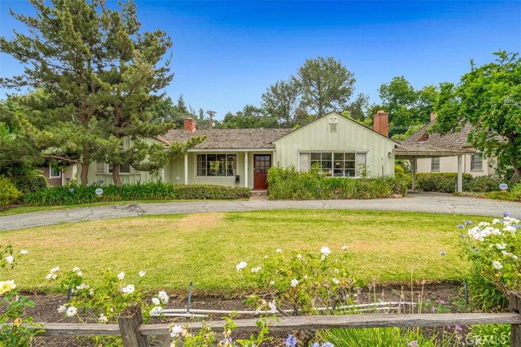 Property Photo:  46 N Golden West  CA 91007 