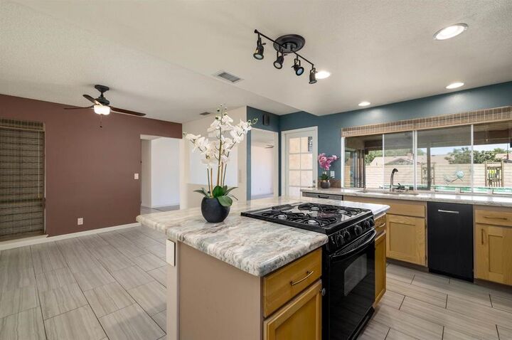 Property Photo:  26968 Pinckney  CA 92586 