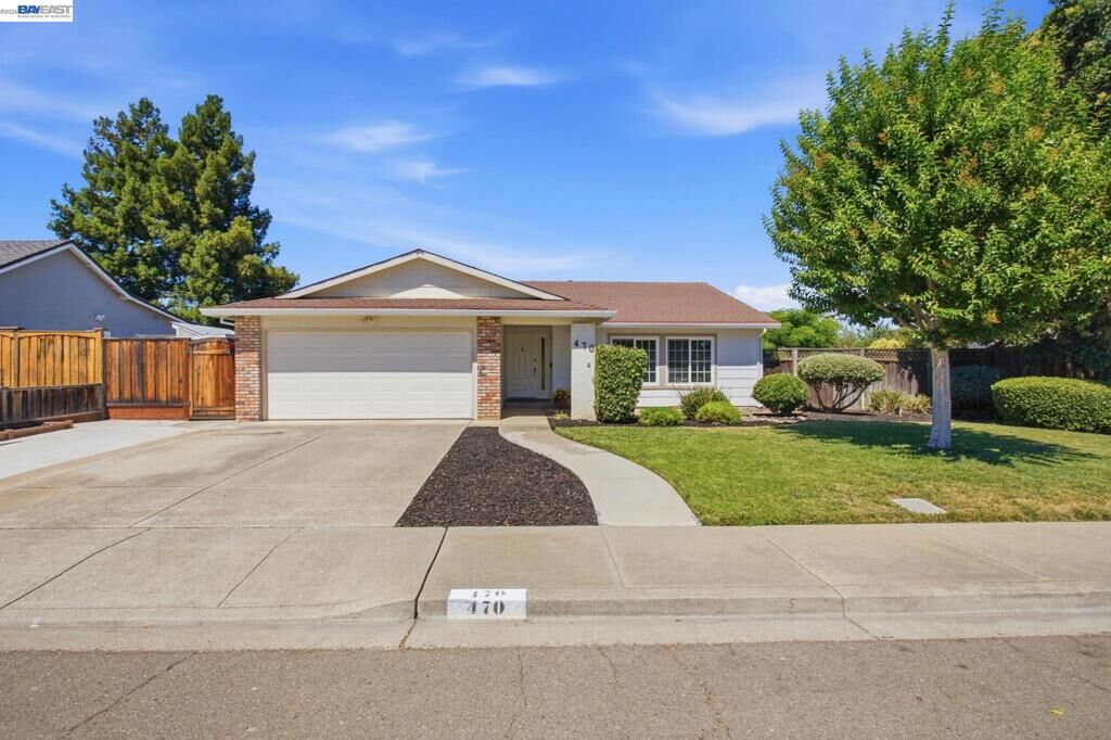 Property Photo:  470 Yosemite Dr  CA 94551 