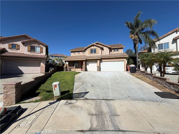 Property Photo: 1413 Claymore Court CA 92507