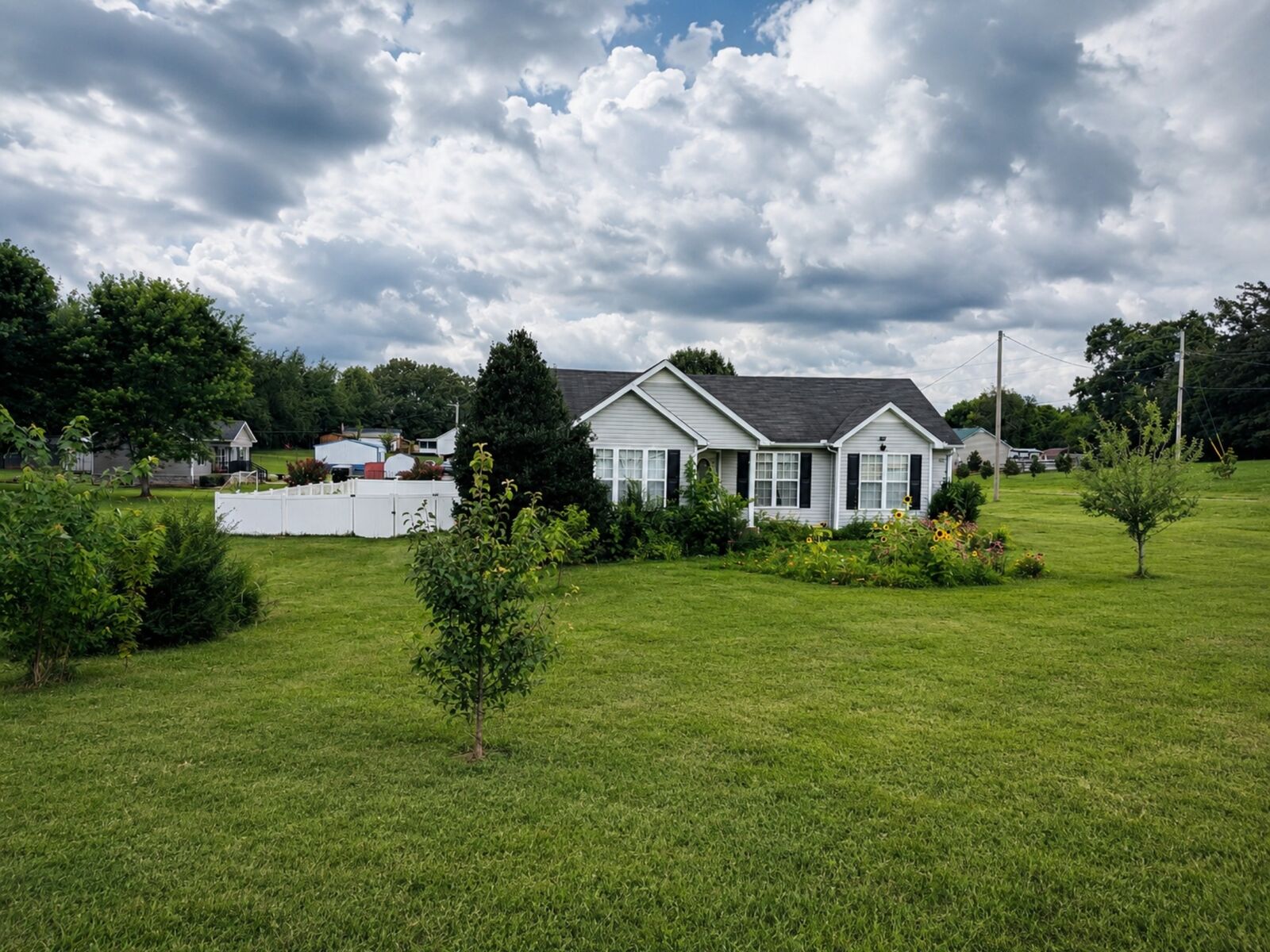 Property Photo: 719 Warner Bridge Rd TN 37160