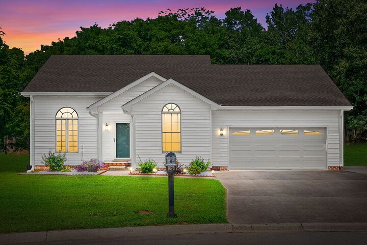 Property Photo:  1334 N Callywood Ct  TN 37040 
