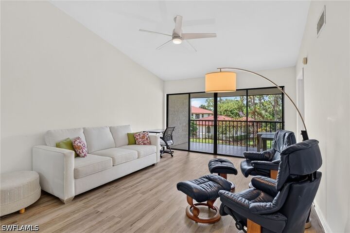 Property Photo:  909 Augusta Boulevard 7  FL 34113 