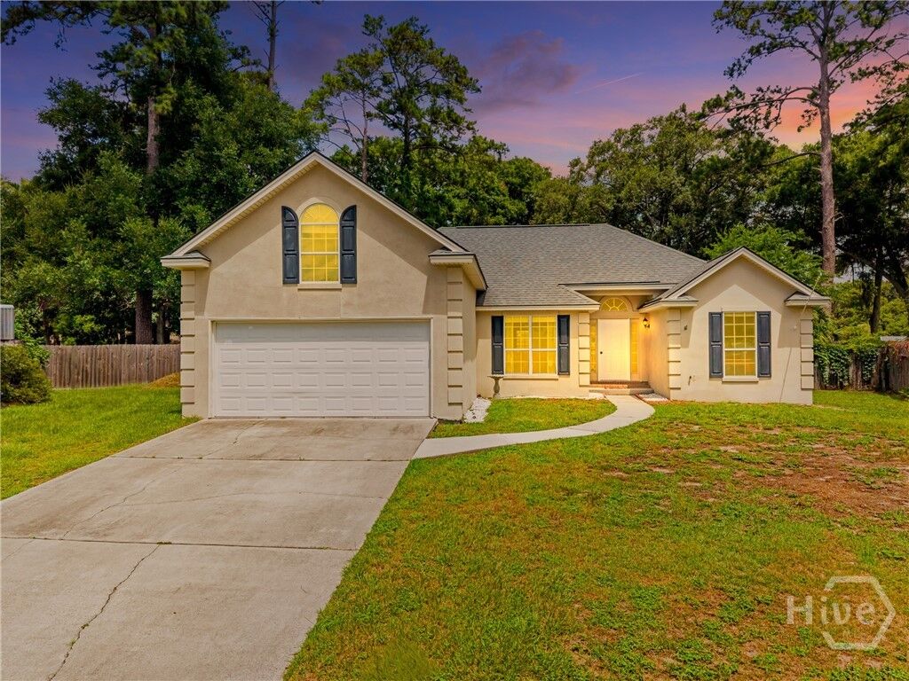 Property Photo: 213 Fish Hawk Lane GA 31410