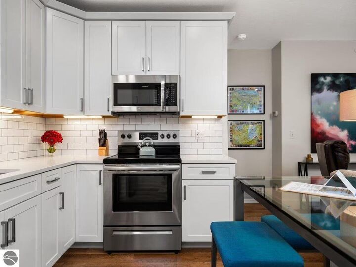 Property Photo: 135 E Eighth 3 MI 49684