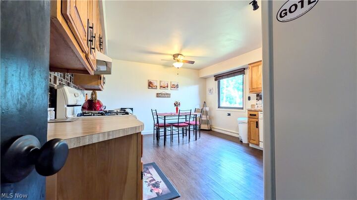 Property Photo:  1099 Lake Road  OH 44030 