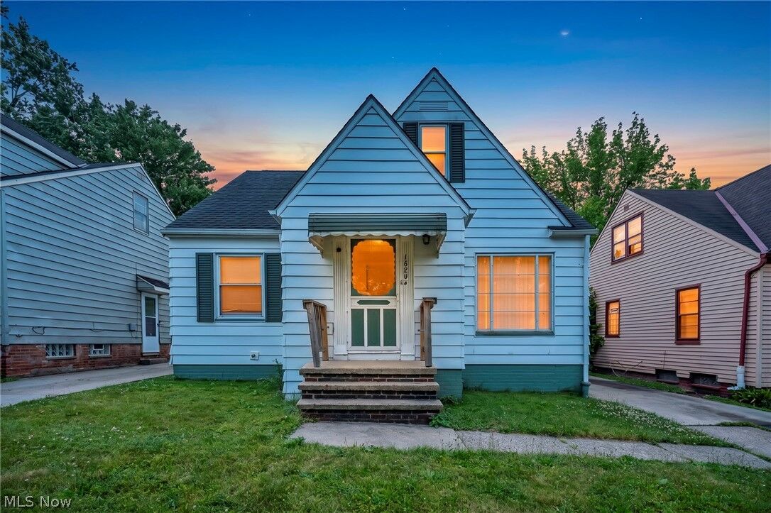 Property Photo:  18204 Edinboro Avenue  OH 44137 