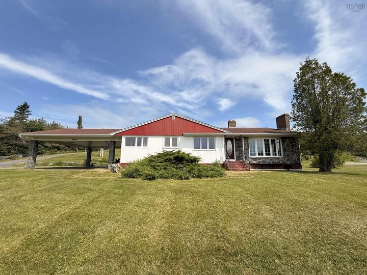 22807 Highway 7 — photo 1