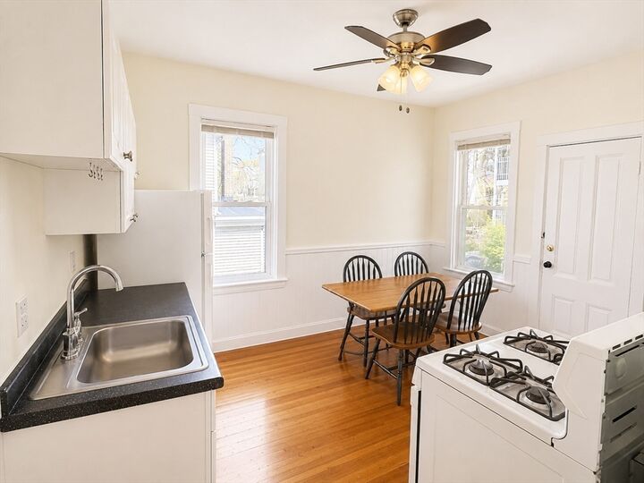 Property Photo:  86 South St 2  MA 02130 