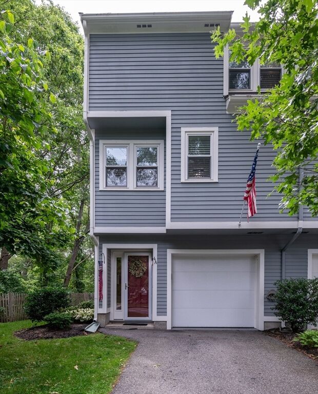 Property Photo:  4 Arnold Dr 4 A  MA 01970 