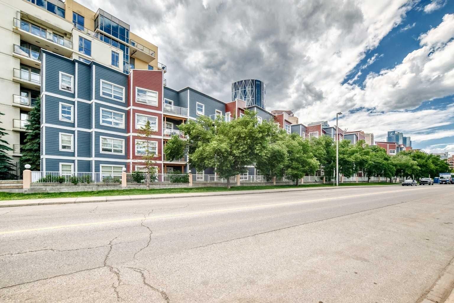 Property Photo: 333 Riverfront Avenue SE 121 AB T2G 5R1