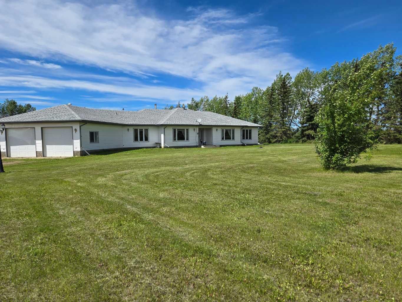 Property Photo:  731006 Range Road 51  AB T8X 4P2 