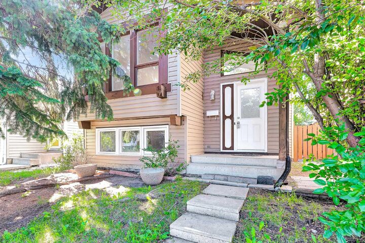 Property Photo: 43 Taraglen Road NE AB T3J 2N8