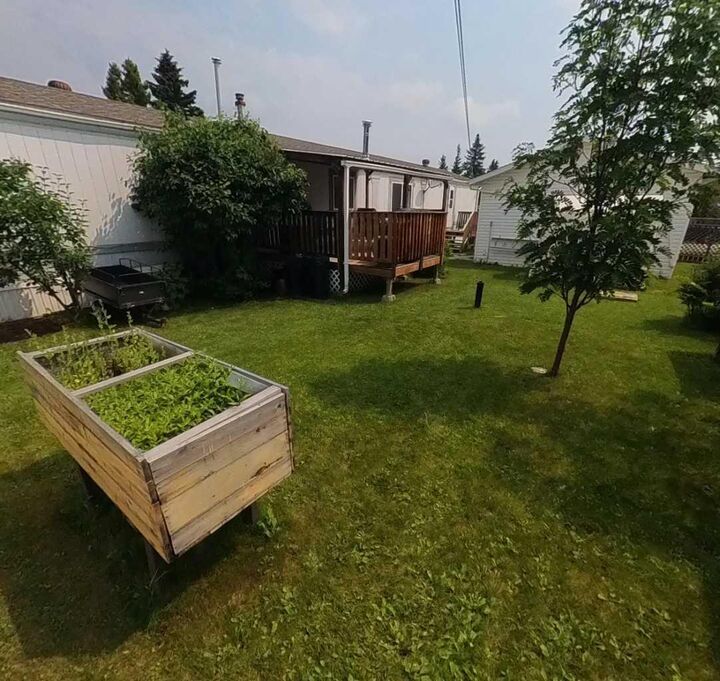Property Photo:  5211 55 Avenue 27  AB T4T 1M8 