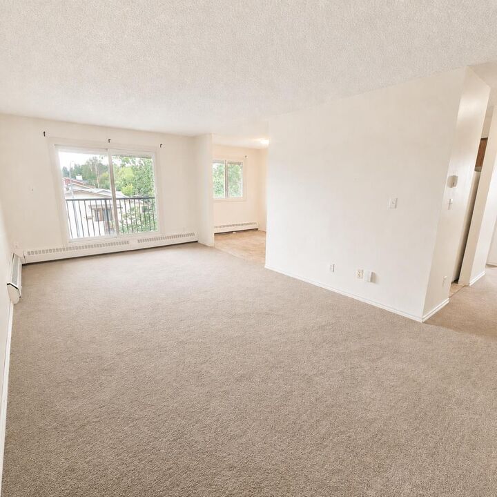 Property Photo: 5611 10 Avenue 316A AB T7E 1R4