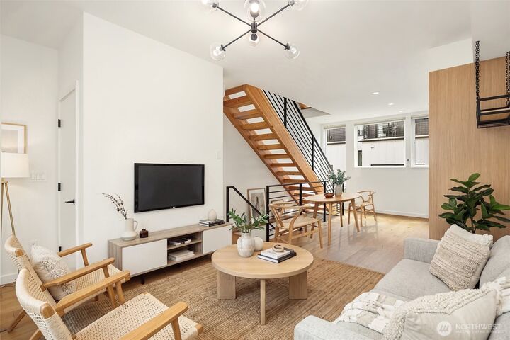 Property Photo: 2239 Minor Avenue E C WA 98102