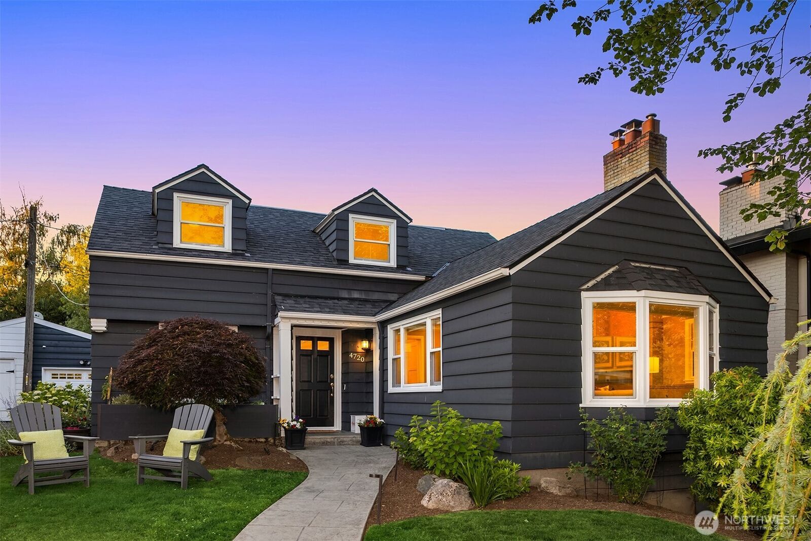 Property Photo: 4720 NE 47th Street WA 98105