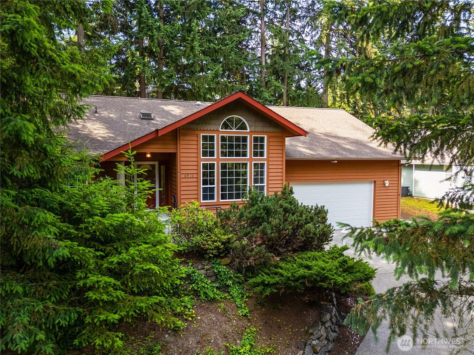 Property Photo: 6920 47th Street Ct W WA 98466