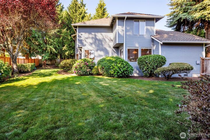 Property Photo:  13915  66th Avenue SE  WA 98296 