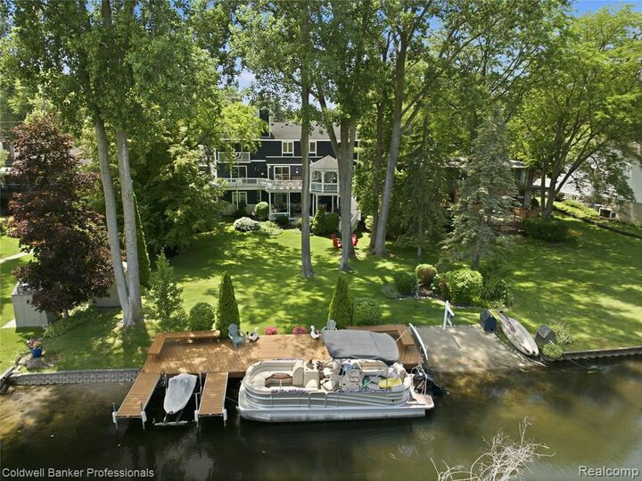 Property Photo:  3410 Benstein Road  MI 48382 