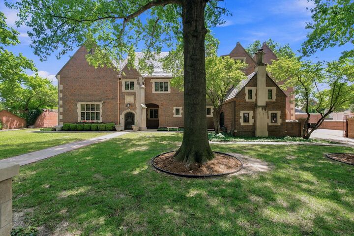 Property Photo:  320 N Belmont Ave  KS 67208 