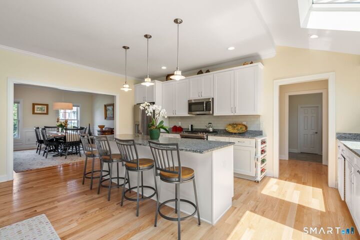 Property Photo:  12 Stratford Road  CT 06117 