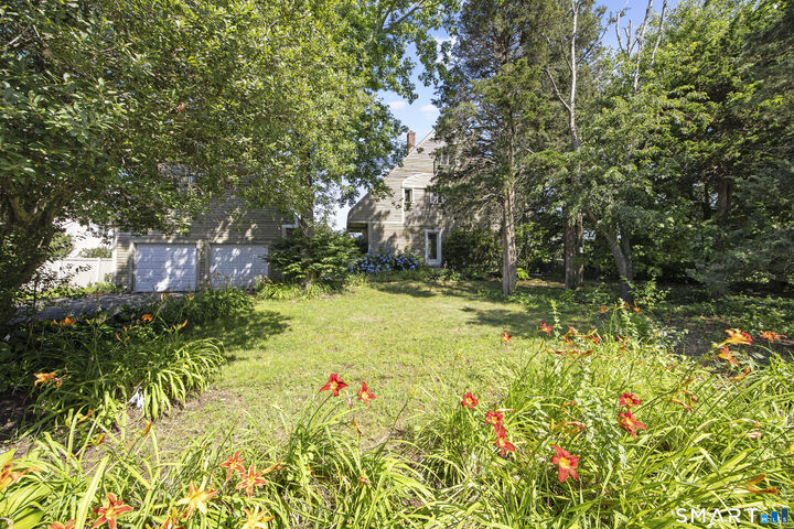 Property Photo:  106 Pratt Road  CT 06413 