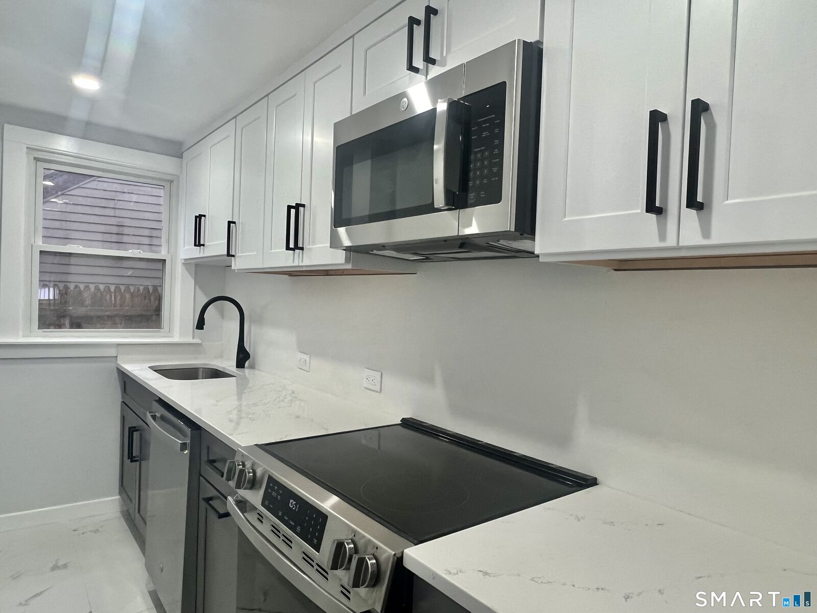 Property Photo: 100 Holmes Avenue 1st Fl (Left Door) CT 06820