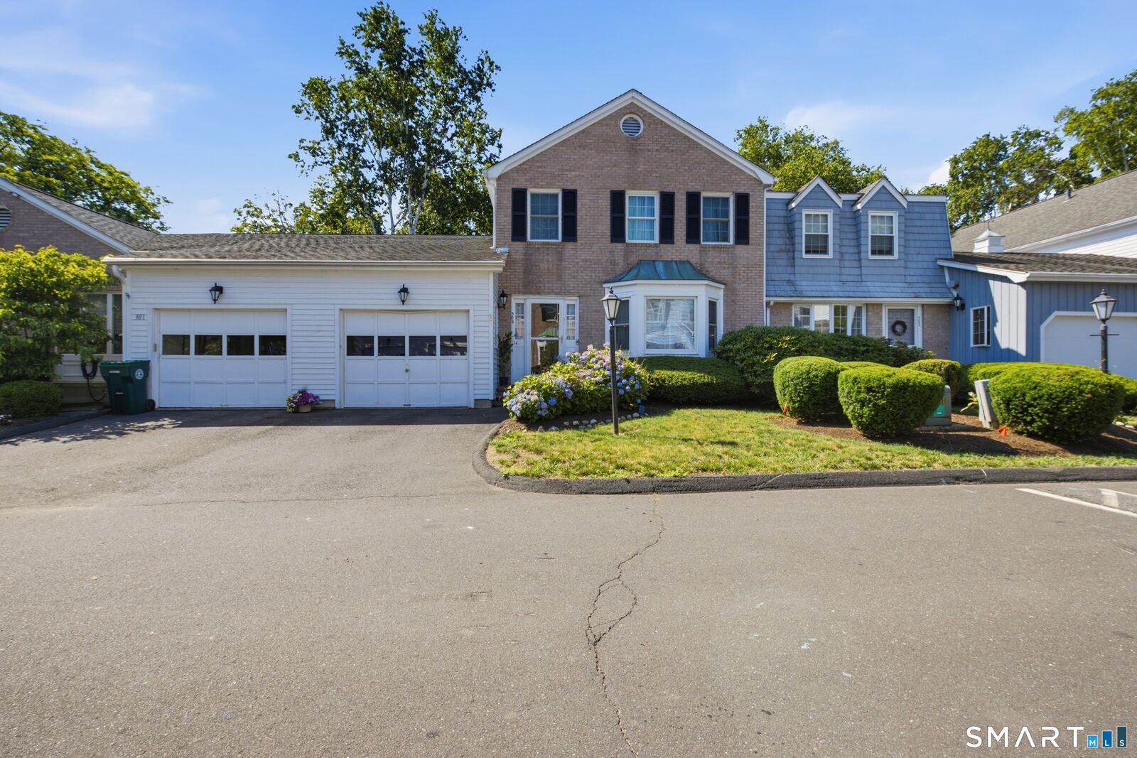 Property Photo:  302 Bar Harbor Road 302  CT 06614 
