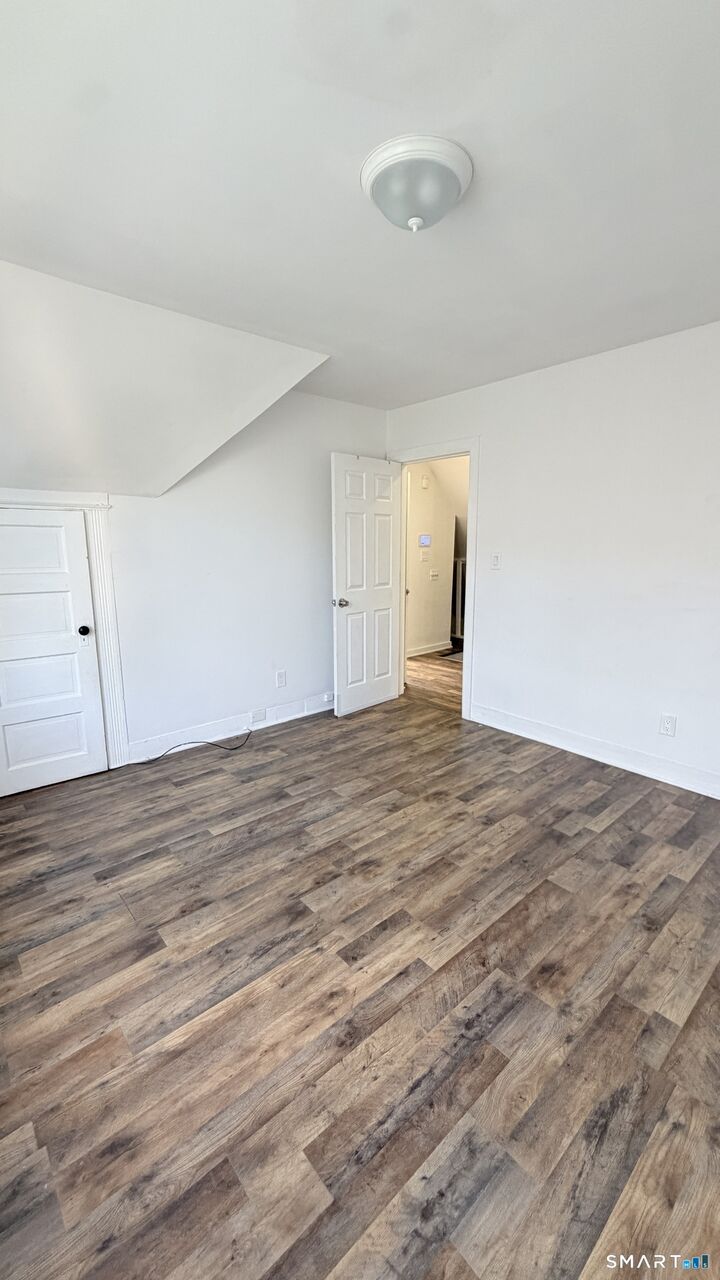 Property Photo: 466 Hollister Avenue 3 CT 06607