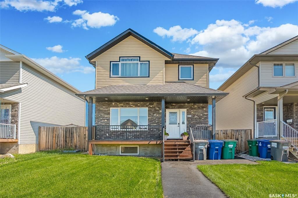 Property Photo:  146 West Hampton Boulevard  SK S7R 0B8 