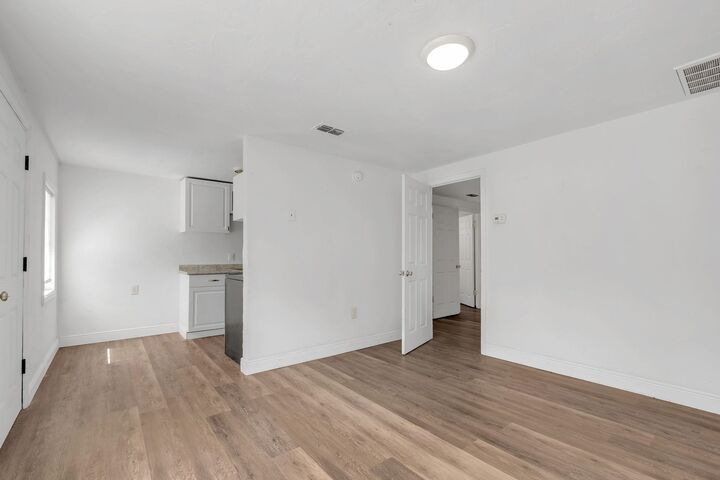 Property Photo: 1354 - 1356 Hollow Pine Lane 2 FL 32310