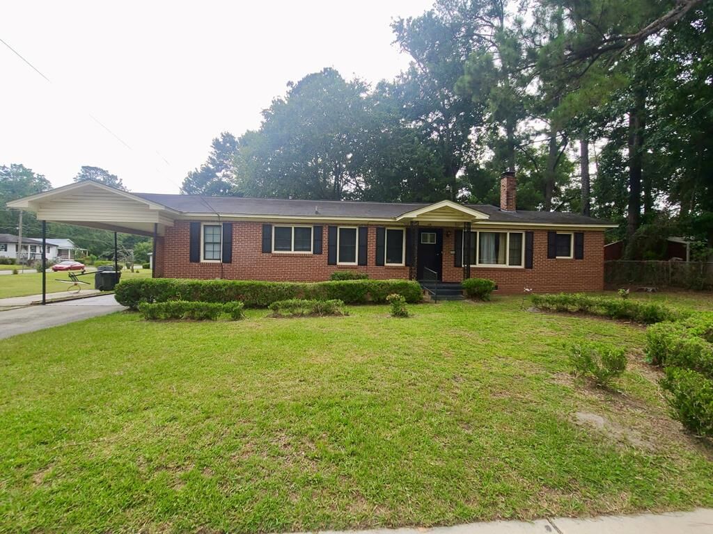 Property Photo:  606 Magnolia Street  GA 31792 