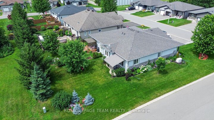 Property Photo:  321 Fischl Drive  ON K0E 1T0 