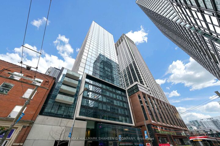 Property Photo:  11 Charlotte Street Ph04  ON M5V 0M6 