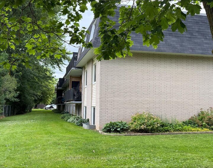 Property Photo: 118 Preston Street S 331 ON N0G 1A0