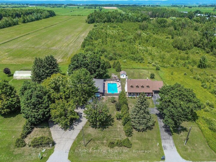 Property Photo: 4866 County Road 17 Road ON K0B 1A0