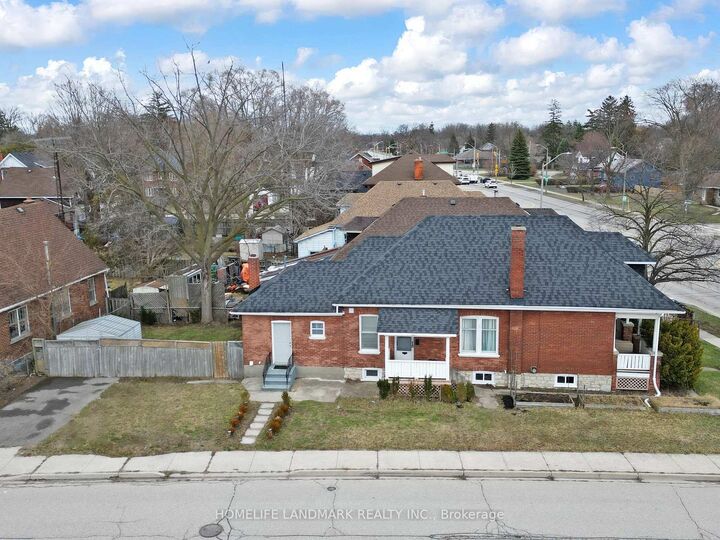 674 Colborne Street E — photo 1