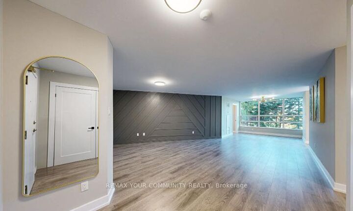 Property Photo:  7905 Bayview Avenue 218  ON L3T 7N3 