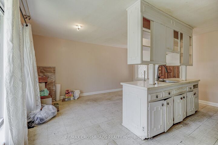 Property Photo:  59 Stansbury Crescent  ON M1K 4R7 